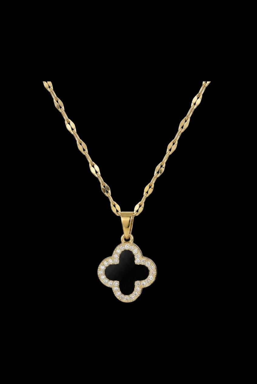 Clover necklace