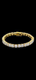Luxurious diamond bracelet