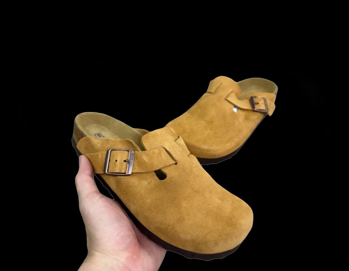 1 to 1 Stylish comfy clogs and Sandles